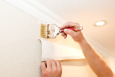 Pose de papier peint aux Ventes — revêtements muraux et toiles de verre